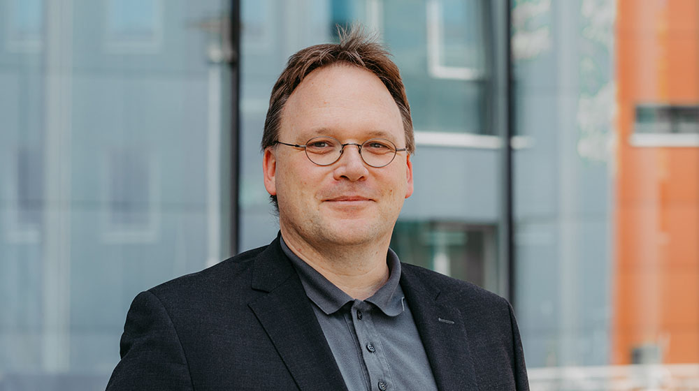 Prof. Dr. Kersten Sven Roth (c) Jana Dünnhaupt Prof. Dr. Kersten Sven Roth (c) Jana Dünnhaupt